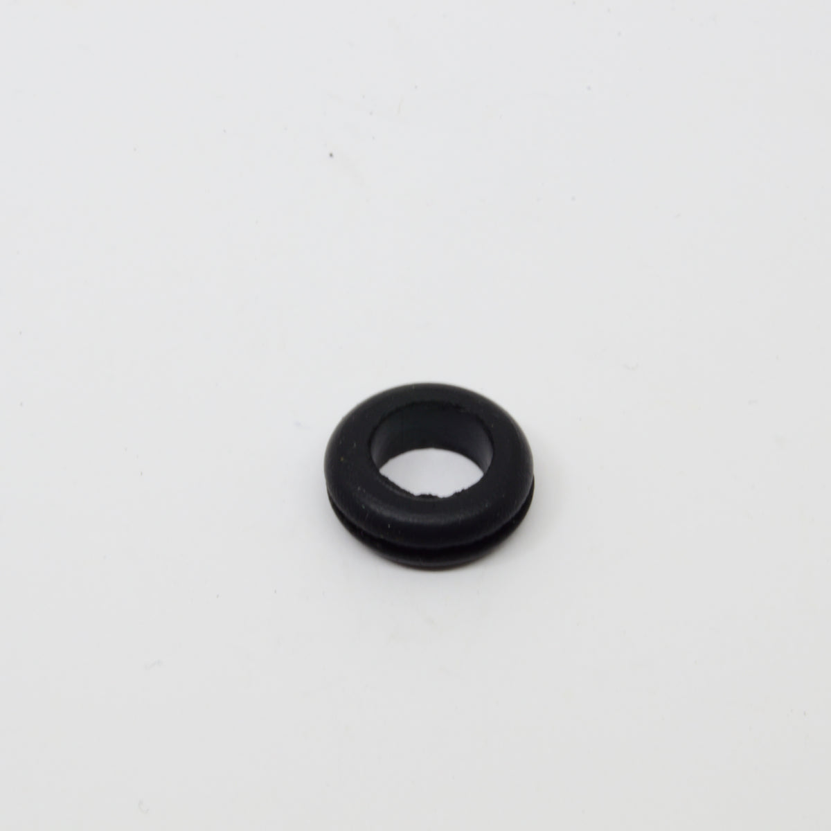 Fits 1/2" Hole - 1/16" Panel Thickness - 13/32" Center Hole - Rubber Grommet